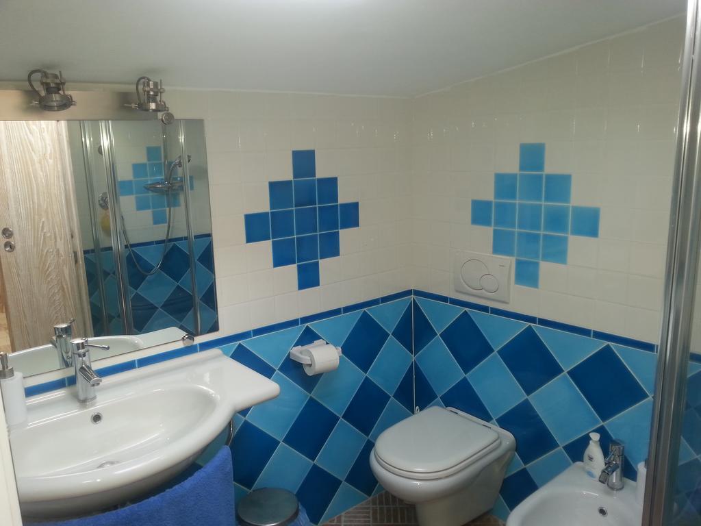 קאסטלסארדו Appartamento Mansardato Anda&Torra מראה חיצוני תמונה